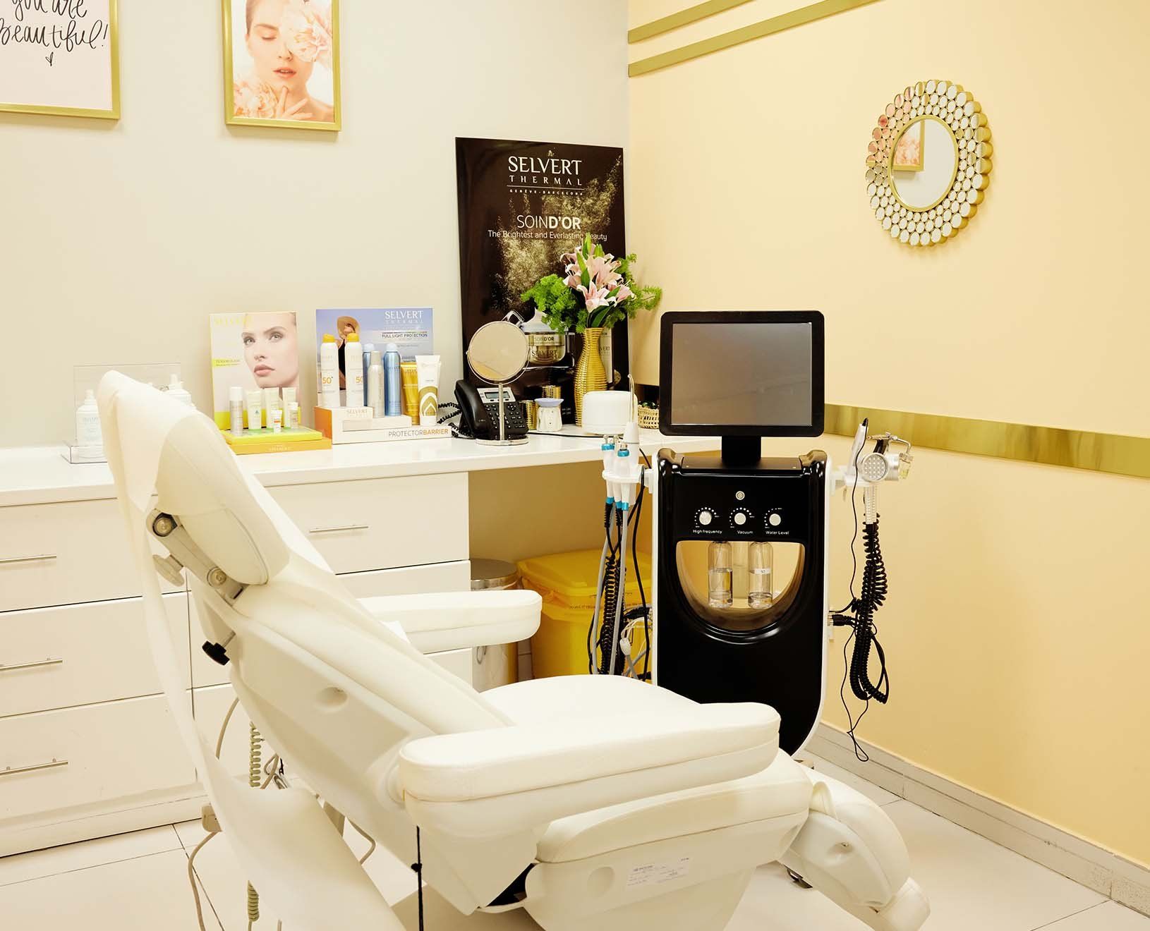 لور استيتك كلينك